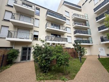 Rue Jean Chardavoine, Stains, Seine-Saint-Denis, Île-de-France