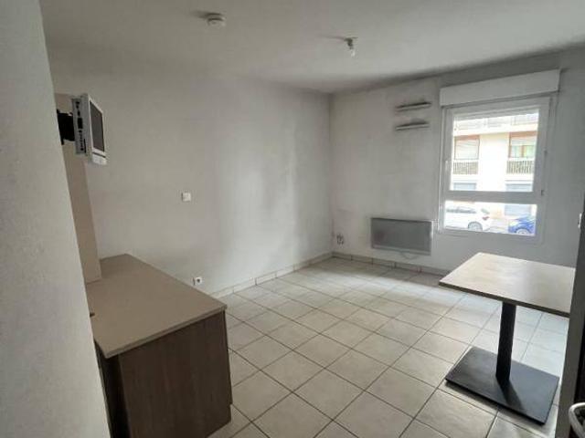 Appartement Studio 18.5m2 à louer à Saint Étienne