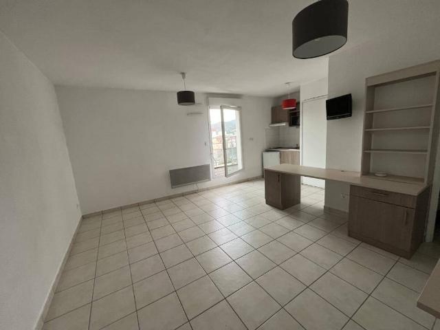 Appartement Studio 24m2 à louer à Saint Étienne