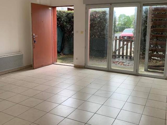 Appartement Studio 28.5m2 à louer à Génissac | Pichet