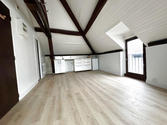 Appartement Studio à louer à PLAILLY 60128
