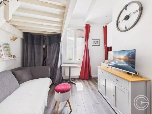 APPARTEMENT STUDIO LOCATION ETUDIANTE 4 RUE PIERRE SOLA PROCHE DES UNIVERSITES