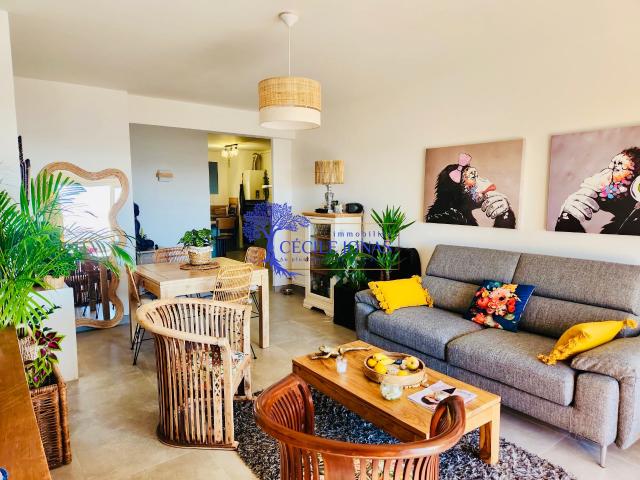 Appartement sur les pentes du Faron, vue mer, parking et cave