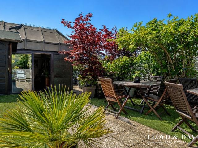 Appartement, Suresnes