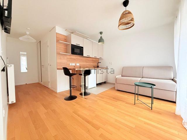 Appartement, Suresnes