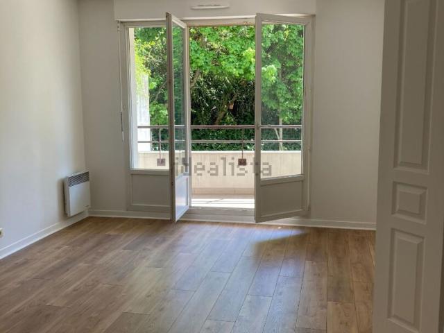 Appartement, Suresnes