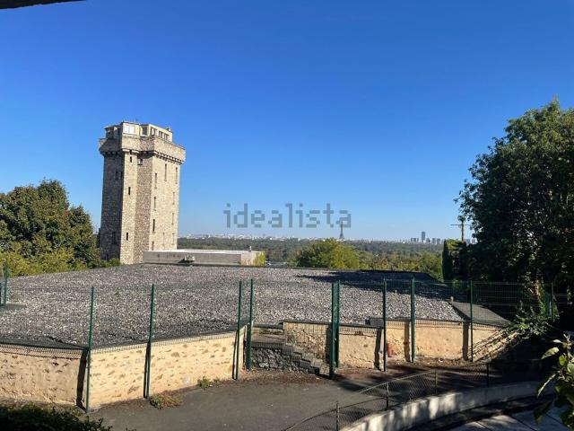Appartement, Suresnes