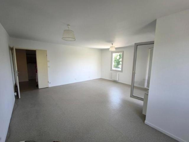 Appartementde 107m2 centre ville à pieds