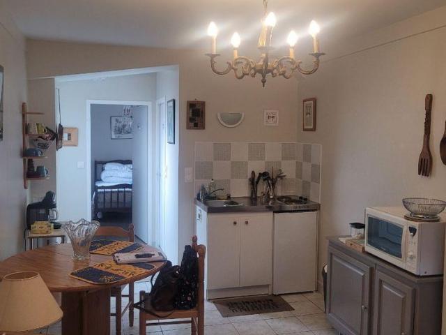 Appartements à Louer à Eu 76260. Appartement situé au rez de chaussée d'un ensemble immobi.