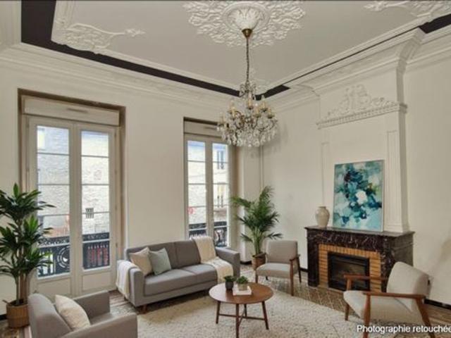 Appartements de caractère ? 400 m² à rénover au c'