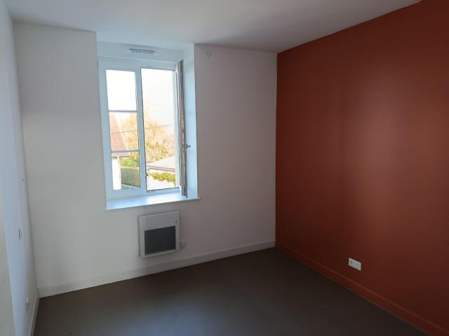 Appartement rénové avec 1 extérieur et place de parking