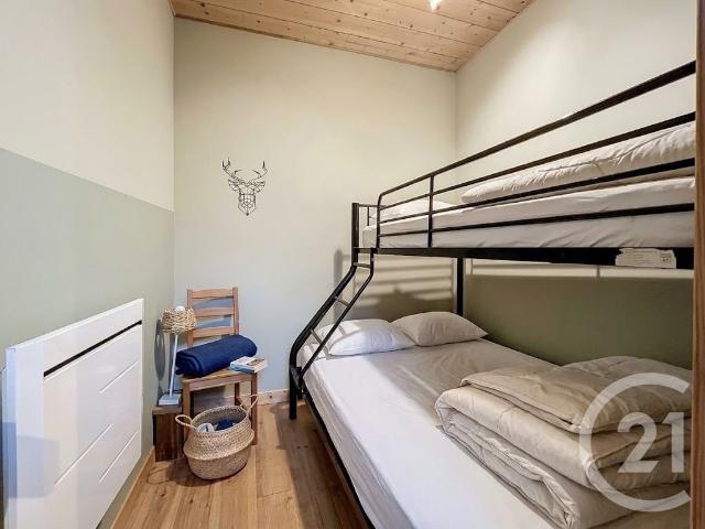 APPARTEMENTS T2 BIS EN DUPLEX DANS UNE ANCIENNE FERME RÉNOVÉ. 46m² Taninges Praz de Lys Sommand
