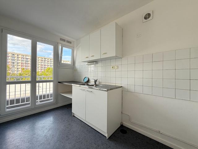 AppartementT4/ 3 chambres/ 75 m²