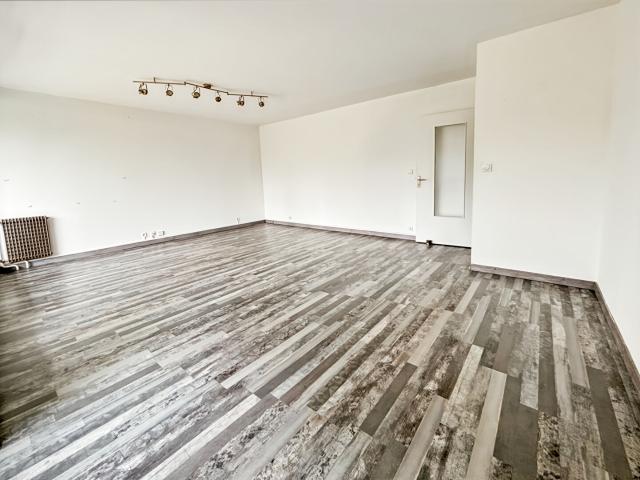 AppartementT4/ 3 chambres/ 89 m²