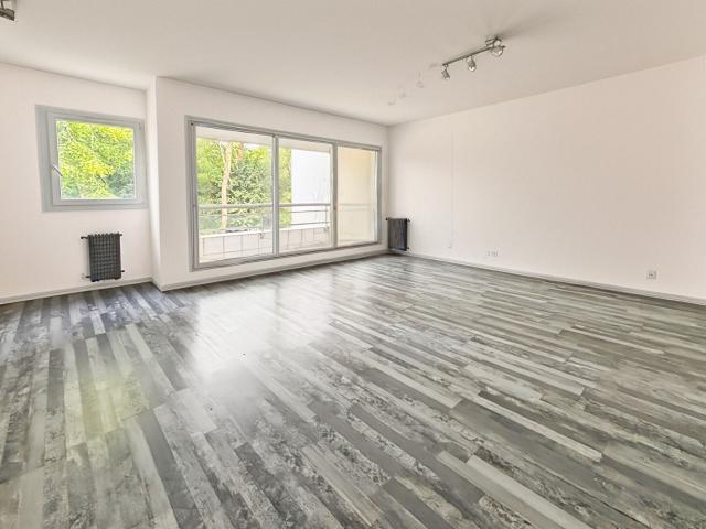 AppartementT4/ 3 chambres/ 89 m²