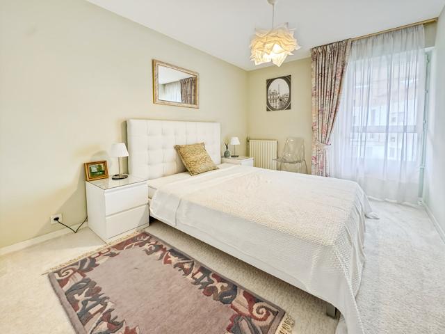 AppartementT2/ 1 chambre/ 70 m²