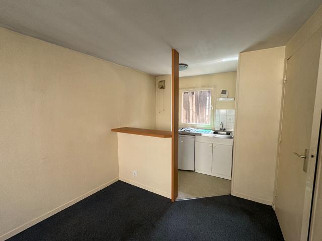 AppartementT2/ 1 chambre/ 27 m²