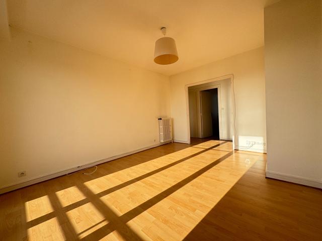 AppartementT3/ 2 chambres/ 52 m²