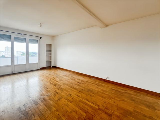 AppartementT3/ 2 chambres/ 67 m²