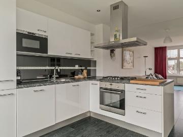 Appartment near Metro station Maashaven