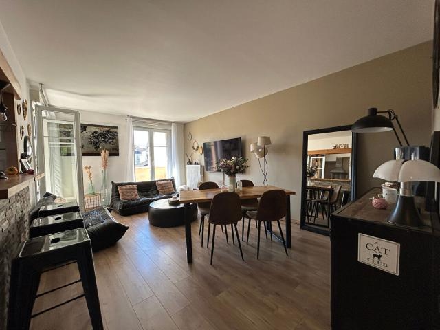 appatement4 pièces de 83 m² MEUBLÉ