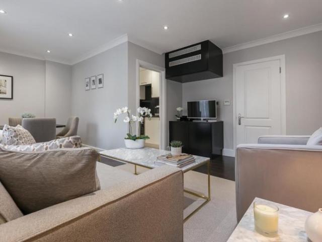 Appealing 1 bedroom flat in Paddington Has an Apartment