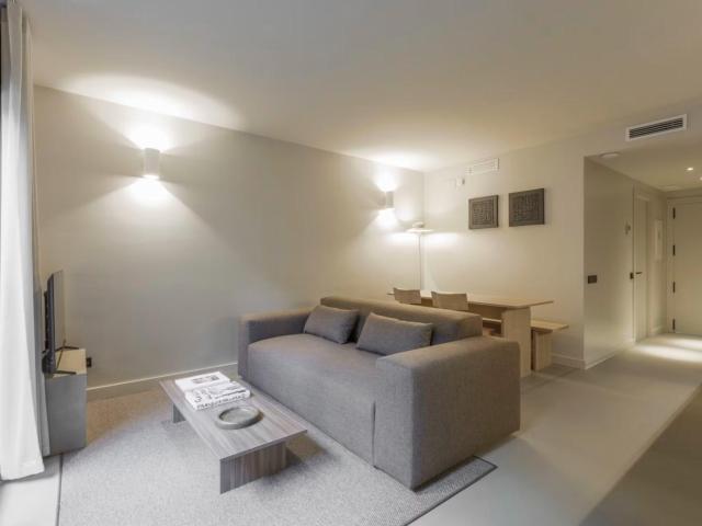 Appealing 1 bedroom flat in the Sagrada Familia neighbourhood