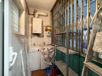 Appealing double bedroom in El Baix Guinardó