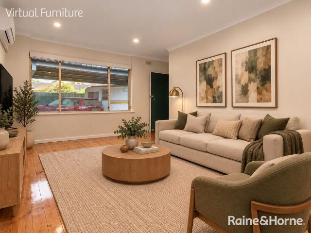 Appealing Unit Opposite Linear Park!