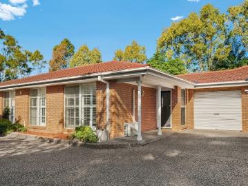 Appealing Villa Living in a Convenient Location