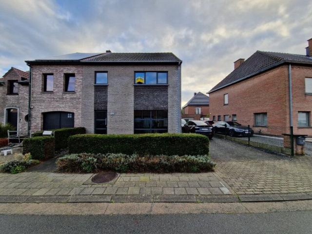 Appels, sint Ursulastraat 6