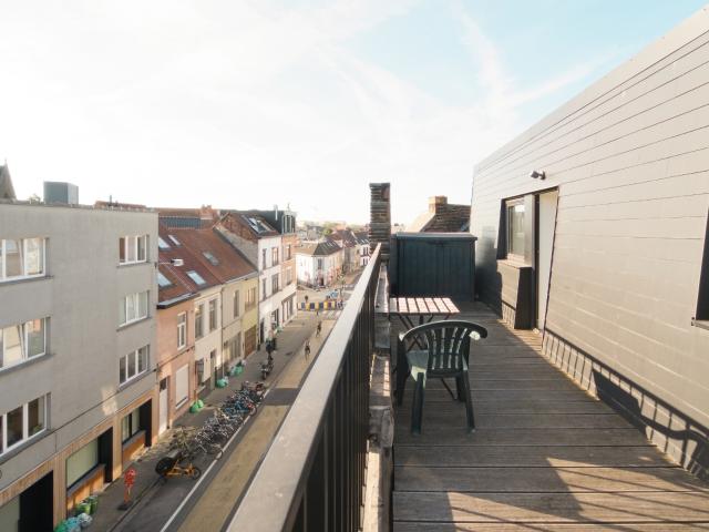 Appertement met 3 slaapkamers en schitterend terras Co housing mogelijk
