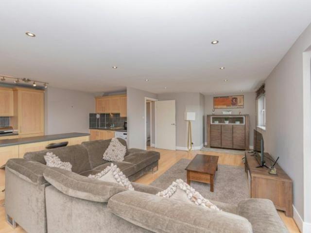 Appin Place, Slateford, Edinburgh, EH14