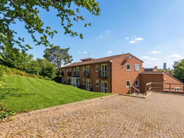 Apple Trees Place, WokingProperty for lettings Seymours