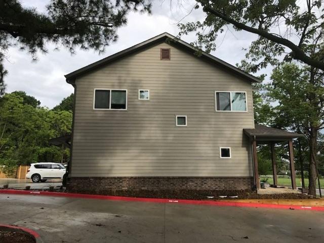 Appleby Townhomes 2 Bedroom Apartment for Rent at 303/307 E Appleby Road, Fayetteville, AR 72703 Huntingdon