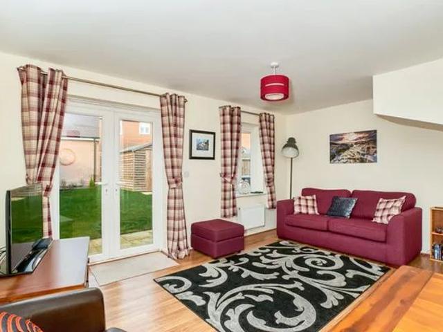 Appledine Way, Bedford, MK41