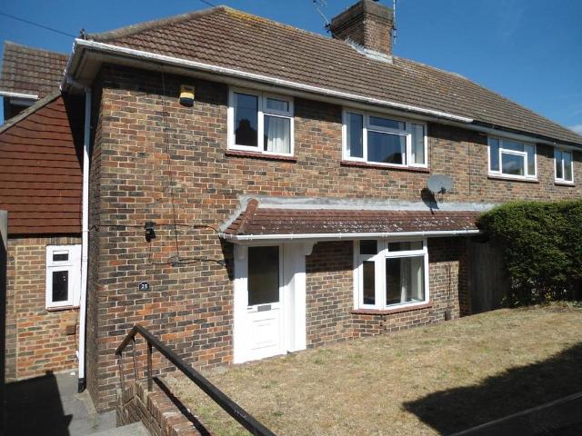 Appledore Road, Brighton, BN2 4PT 5 bed semi detached house to rent £3,250 pcm £750 pw