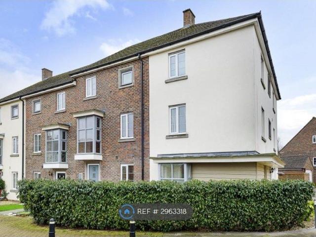 Appleton Drive, Basingstoke RG24, 5 bed terraced house to rent, £2,100 pcm | PrimeLocation