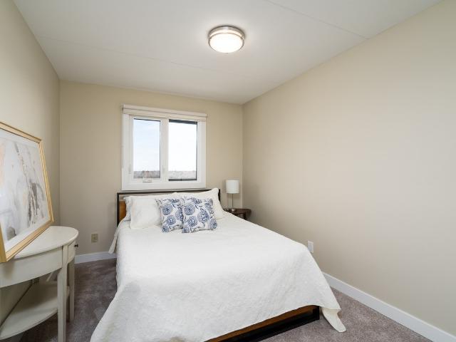 Appleton Estates II 1 Bedroom Apartment for Rent at 135 Niakwa Rd, Winnipeg, MB R2M 5K2 Alpine Place