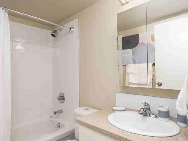 Appleton Estates II 2 Bedroom Apartment for Rent at 135 Niakwa Rd, Winnipeg, MB R2M 5K2 Alpine Place