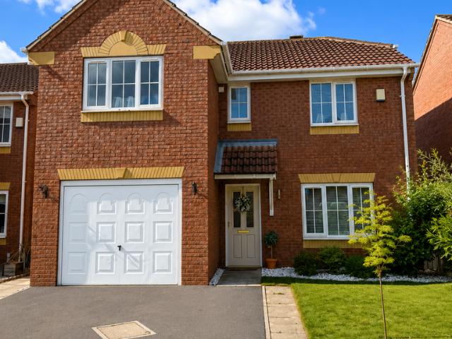 Appleton Gardens 4 bed detached house to rent £1,400 pcm £323 pw