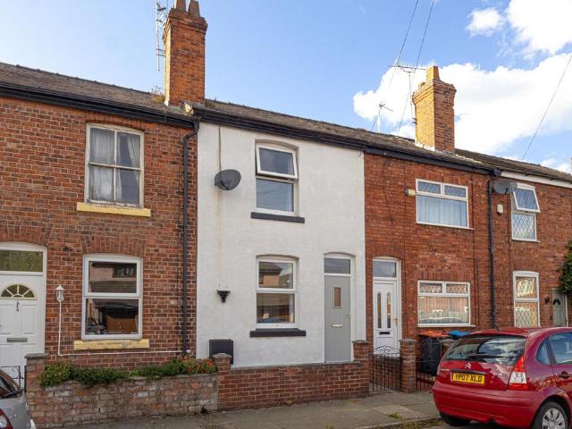 Appleton Street, Northwich, CW8 2 bed terraced house to rent £900 pcm £208 pw