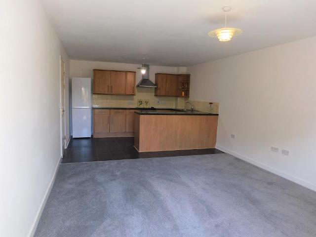 Appletree Court, Gateshead 1 bed apartment to rent £680 pcm £157 pw