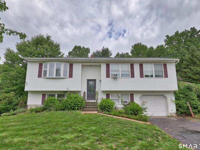 Applewood Ln, Naugatuck, Home For Sale