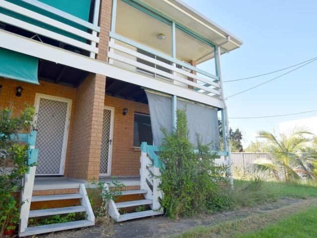 APPLICATION APPROVED: 2 BEDROOM BRICK UNIT WITH PRIVATE BALCONY