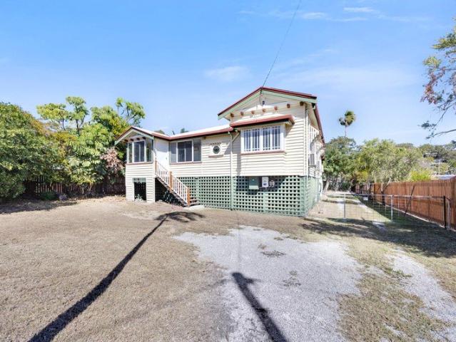 APPLICATION APPROVED: FULL OF CHARACTER, PACKED WITH SPACE & PERFECTLY POSITIONED WELCOME TO 45 TOOLOOA STREET!