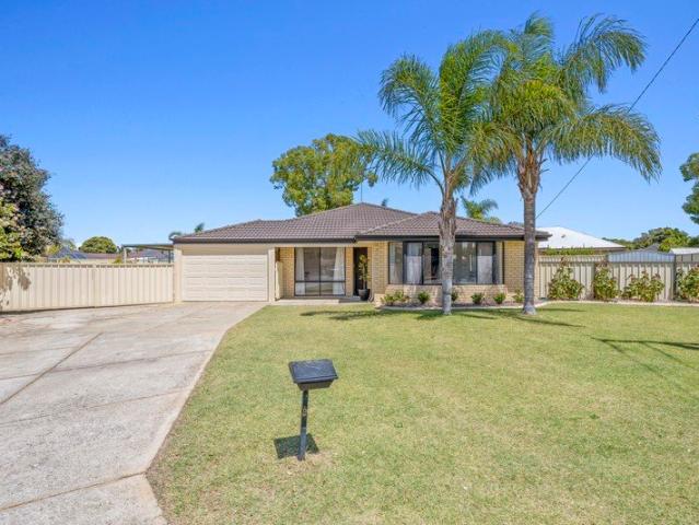 Gorgeous family home at the palm of your hand