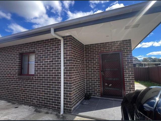 APPLICATION RECEIVED WITH JULIE DANG PROPERTY MANAGEMENT TEAM