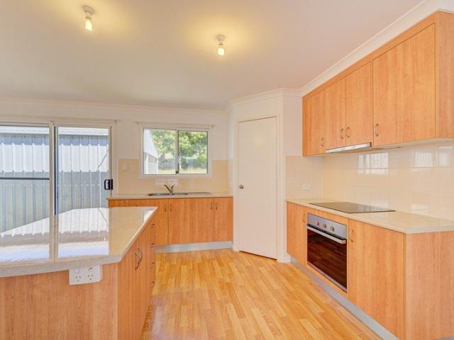 APPLICATIONS CLOSED THREE BEDROOMS, FAMILY HOME & WALKING DISTANCE TO SCHOOL