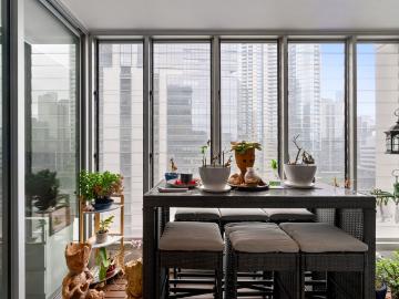 Appreciate the versatile design and generous space